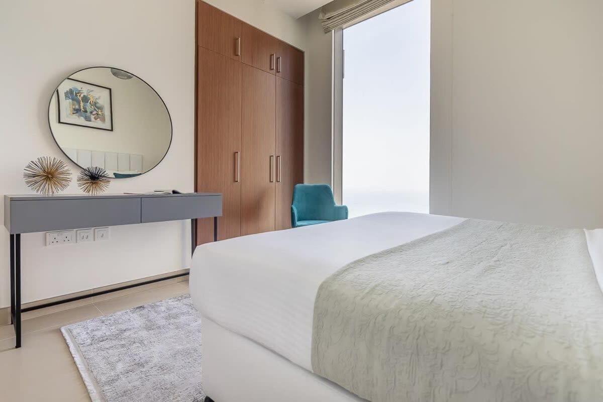 Apartment Frank Porter - 5242 Emaar Tower